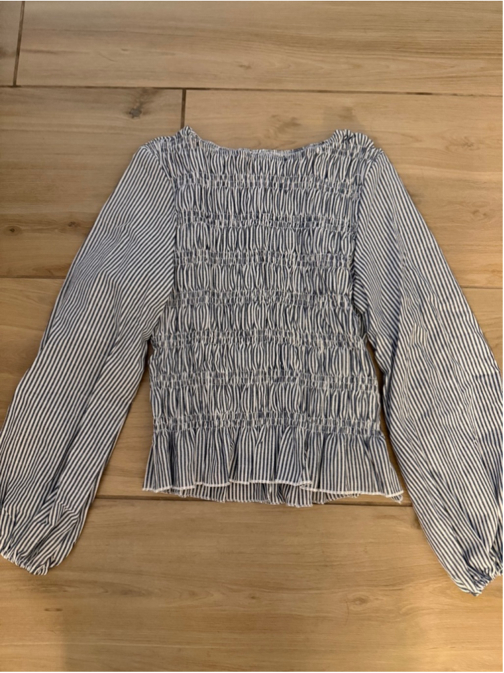 NEW SOLY HUX Shirred Striped Blouse Long Sleeve Crew Neck Ruffle M M
